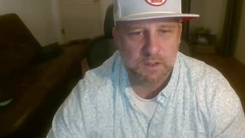 Snapshot of freakpopsickle69 chatting on 02/02/26, 10:08 poundyouout1969 online show from 02/02/26, 10:08