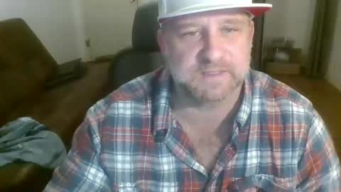 Snapshot of freakpopsickle69 chatting on 02/04/26, 02:17 poundyouout1969 online show from 02/04/26, 02:17