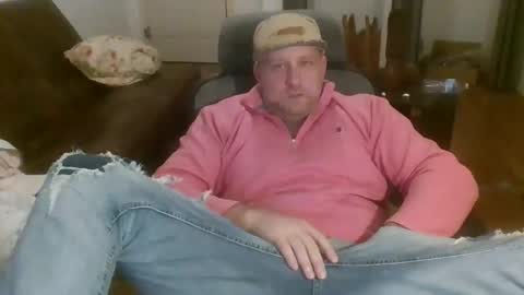 Snapshot of freakpopsickle69 chatting on 02/22/26, 05:08 poundyouout1969 online show from 02/22/26, 05:08