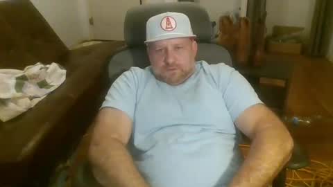 Snapshot of freakpopsickle69 chatting on 03/05/26, 03:24 poundyouout1969 online show from 03/05/26, 03:24