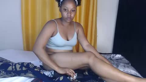 freakyLucy online show from 04/29/26, 02:21