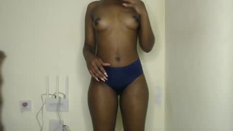 Snapshot of freaky_ass chatting on 02/10/25, 01:24 Berry online show from 02/10/25, 01:24