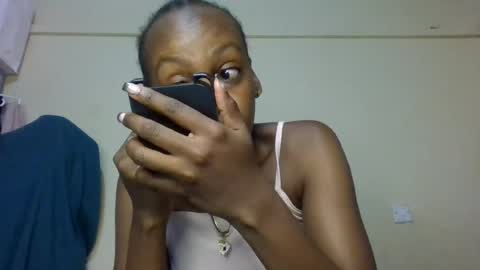 freaky_beauty online show from 07/04/26, 04:07