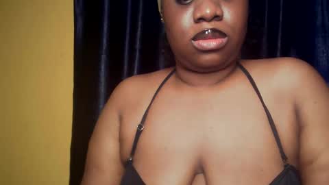 Snapshot of freaky_slut5 chatting on 05/31/26, 04:31 freaky slut5 online show from 05/31/26, 04:31