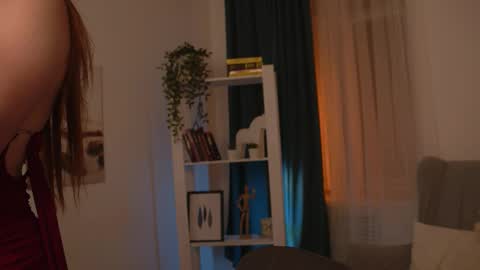 Diyana online show from 09/20/25, 10:00