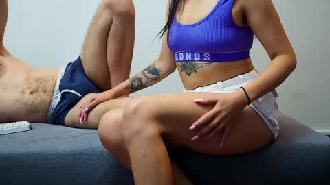Snapshot of frecklesandjames chatting on 12/16/24, 06:53 frecklesandjames online show from 12/16/24, 06:53