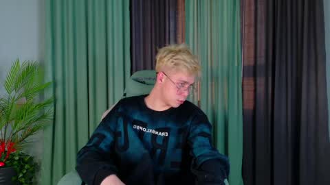 Fred online show from 03/25/26, 12:22