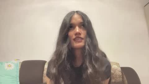 Mia online show from 06/02/26, 05:15