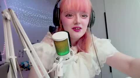 Snapshot of freddettmering chatting on 06/08/26, 12:05 Siesta online show from 06/08/26, 12:05