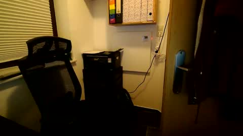 freddow online show from 11/16/25, 12:05