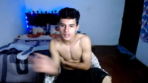 Snapshot of freddy_romans2 chatting on 09/26/25, 12:36 freddy romans online show from 09/26/25, 12:36