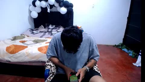 Snapshot of freddy_romans2 chatting on 10/13/25, 12:43 freddy romans online show from 10/13/25, 12:43