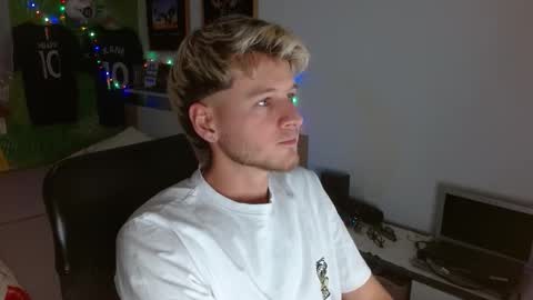 Frederick Perin online show from 12/22/25, 09:12