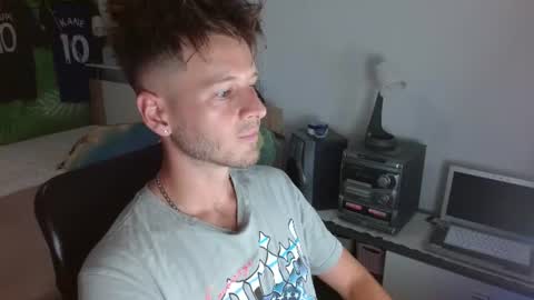 Snapshot of freddy_star chatting on 07/17/26, 03:07 Frederick Perin online show from 07/17/26, 03:07