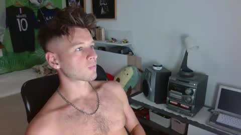 Snapshot of freddy_star chatting on 07/24/26, 01:31 Frederick Perin online show from 07/24/26, 01:31
