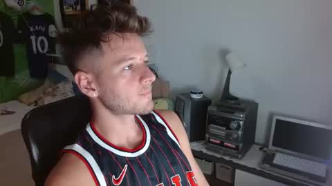 Snapshot of freddy_star chatting on 07/29/26, 11:19 Frederick Perin online show from 07/29/26, 11:19
