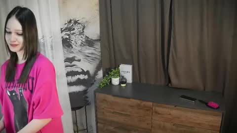 fredericashoen online show from 11/12/25, 02:12