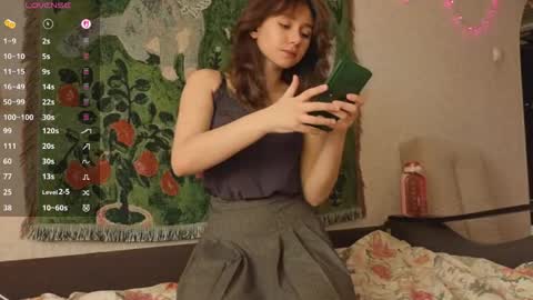 Mia online show from 04/13/26, 08:20