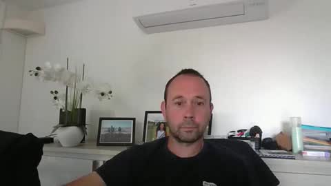 fredodu41 online show from 05/08/26, 02:44