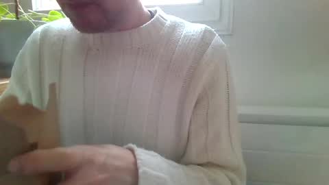 Snapshot of fredthetom12 chatting on 01/08/25, 12:26 Greedy Fred online show from 01/08/25, 12:26