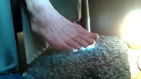 Snapshot of fredthetom12 chatting on 02/14/25, 04:31 Greedy Fred online show from 02/14/25, 04:31