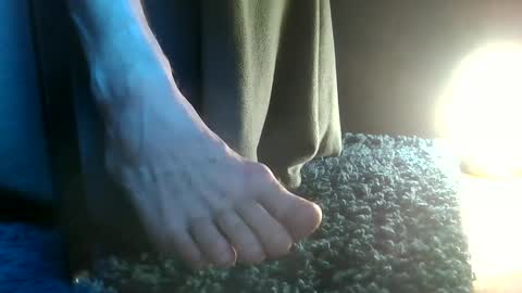 Snapshot of fredthetom12 chatting on 10/07/25, 01:19 Greedy Fred online show from 10/07/25, 01:19