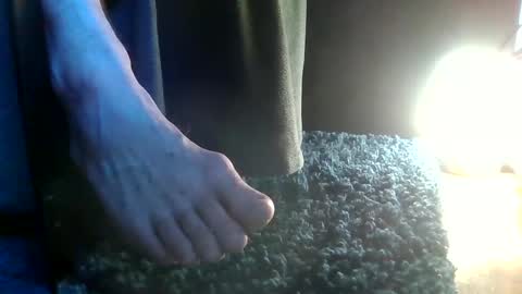 Snapshot of fredthetom12 chatting on 10/17/25, 01:35 Greedy Fred online show from 10/17/25, 01:35