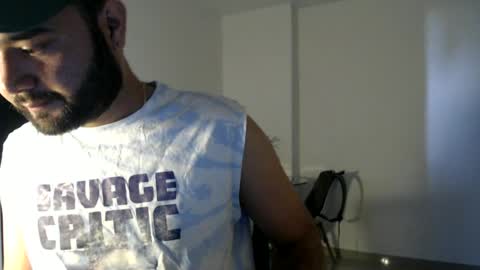 Snapshot of fredy_hunks chatting on 06/12/26, 03:33 Fredy online show from 06/12/26, 03:33