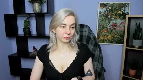 Snapshot of freeanne chatting on 05/25/26, 06:19 Anne online show from 05/25/26, 06:19