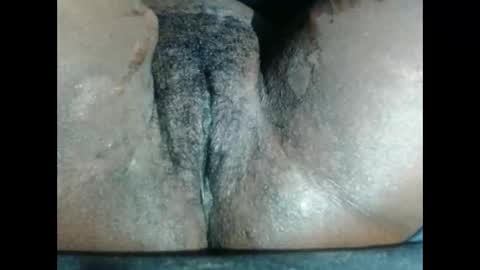 Snapshot of freelady1011 chatting on 12/17/25, 03:45 babyyo online show from 12/17/25, 03:45