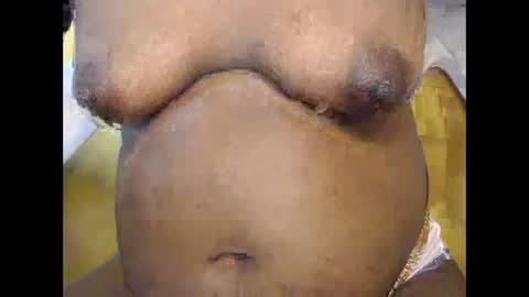 Snapshot of freelady1011 chatting on 02/01/26, 02:37 babyyo online show from 02/01/26, 02:37