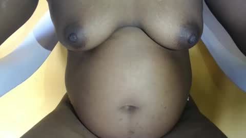 Snapshot of freelady1011 chatting on 02/22/26, 09:08 babyyo online show from 02/22/26, 09:08