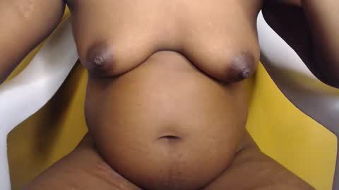 Snapshot of freelady1011 chatting on 03/08/26, 08:12 babyyo online show from 03/08/26, 08:12