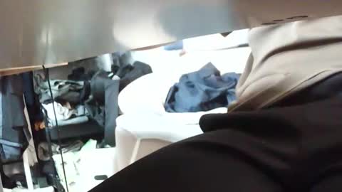 Snapshot of freeuptopia2 chatting on 09/30/25, 02:49 K-Dick online show from 09/30/25, 02:49