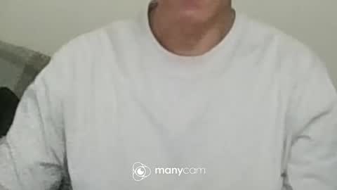 Snapshot of freeuptopia2 chatting on 10/15/25, 08:03 K-Dick online show from 10/15/25, 08:03