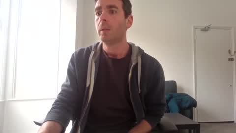 Snapshot of frenchbdmaninlondon chatting on 05/07/26, 12:32 Horny Paul online show from 05/07/26, 12:32