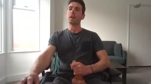 Snapshot of frenchbdmaninlondon chatting on 05/14/26, 02:13 Horny Paul online show from 05/14/26, 02:13