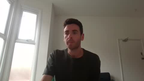 Snapshot of frenchbdmaninlondon chatting on 06/01/26, 01:46 Horny Paul online show from 06/01/26, 01:46