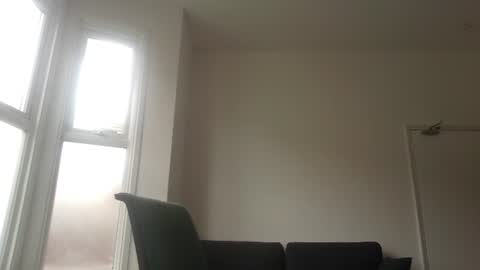 Snapshot of frenchbdmaninlondon chatting on 06/08/26, 11:10 Horny Paul online show from 06/08/26, 11:10