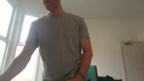 Snapshot of frenchbdmaninlondon chatting on 06/14/26, 12:29 Horny Paul online show from 06/14/26, 12:29
