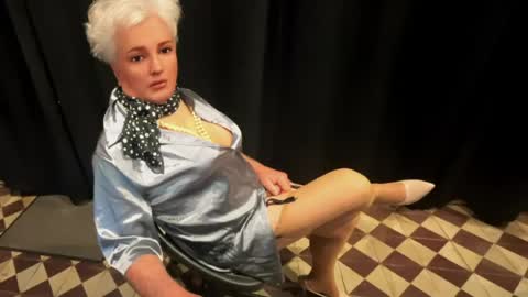 Snapshot of frenchcarolina chatting on 06/29/26, 04:30 Carol online show from 06/29/26, 04:30