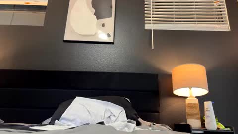 frenchcouple739 online show from 12/03/24, 11:44