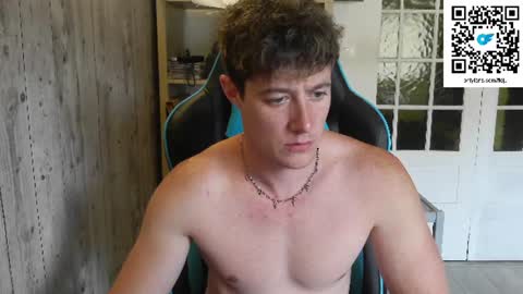 French Horny Bibs online show from 06/04/26, 12:00