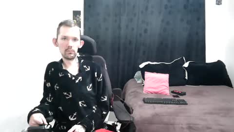 Thomas y Sophia online show from 02/20/25, 08:28