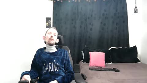 Thomas y Sophia online show from 02/26/25, 09:53