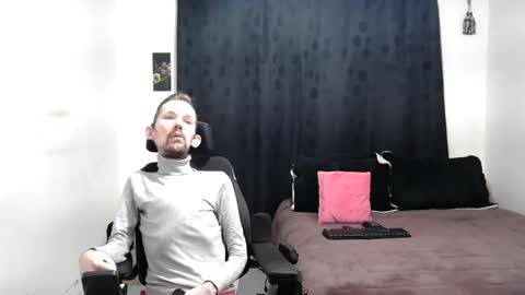 Thomas y Sophia online show from 02/28/25, 09:47