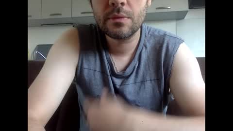 frenchy_from_paris online show from 05/02/26, 09:03