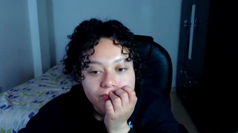 Louise  online show from 01/03/25, 09:04