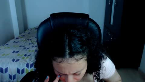 Louise  online show from 03/06/25, 06:30