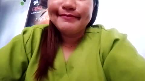 Snapshot of freya_fox16 chatting on 03/06/26, 03:25 freya_fox16 online show from 03/06/26, 03:25